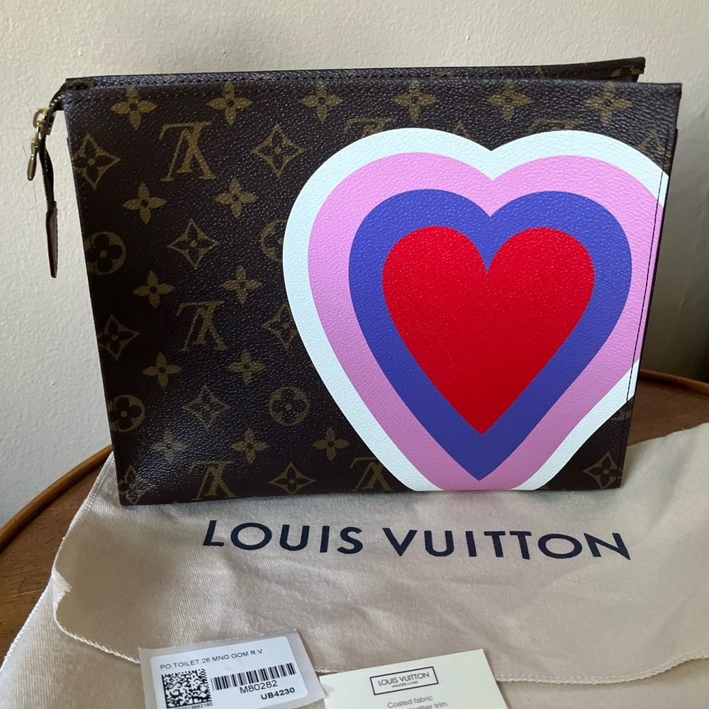 Louis Vuitton Toiletry 26 ❤️ Game On ❤️ Authentic